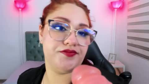 Camila Osorio online show from 12/05/24, 07:16