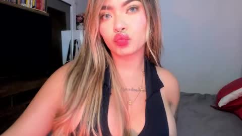 camijhonss online show from 11/15/25, 03:37