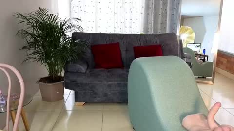 Snapshot of camil_milfdream chatting on 01/24/25, 02:41 Camil online show from 01/24/25, 02:41