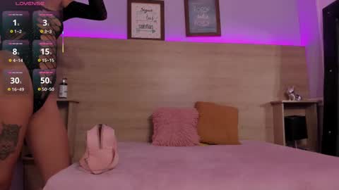 camila__montes online show from 09/29/25, 12:54