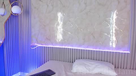 Cami online show from 10/27/25, 10:19