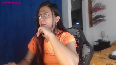 Snapshot of camila_bigcock_ts chatting on 10/15/25, 07:30 camila online show from 10/15/25, 07:30