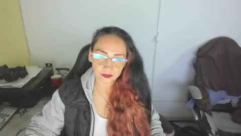 Snapshot of camila_bj chatting on 04/27/26, 04:10 camila_bj online show from 04/27/26, 04:10