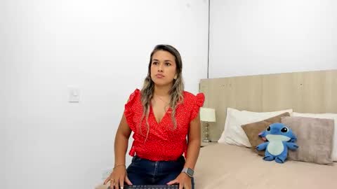 Snapshot of camila_borbon chatting on 10/30/25, 11:11 camila Borbon online show from 10/30/25, 11:11