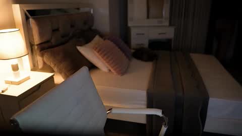 Snapshot of camila_buitrago chatting on 09/23/25, 04:15 Camila buitrago online show from 09/23/25, 04:15