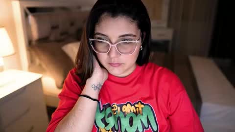 Snapshot of camila_buitrago chatting on 10/08/25, 03:37 Camila buitrago online show from 10/08/25, 03:37