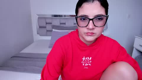 Camila buitrago online show from 06/14/26, 07:27