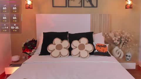 Snapshot of camila_bustamante_ chatting on 10/23/25, 05:01 camila_bustamante_ online show from 10/23/25, 05:01