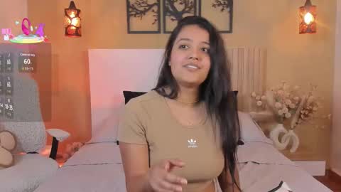 Snapshot of camila_bustamante_ chatting on 11/10/25, 03:22 camila_bustamante_ online show from 11/10/25, 03:22