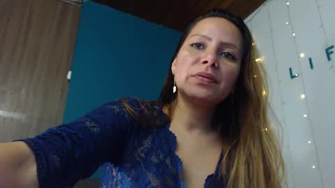 camila online show from 12/04/24, 04:16