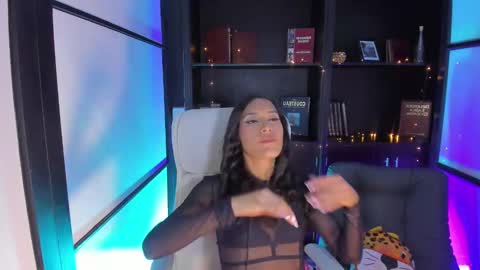 Snapshot of camila_harperr chatting on 02/03/25, 03:42 C A M I L A online show from 02/03/25, 03:42