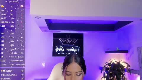 Snapshot of camila_harperr chatting on 02/11/25, 07:54 C A M I L A online show from 02/11/25, 07:54