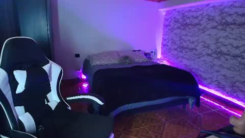 Camila Roose online show from 06/25/26, 10:36