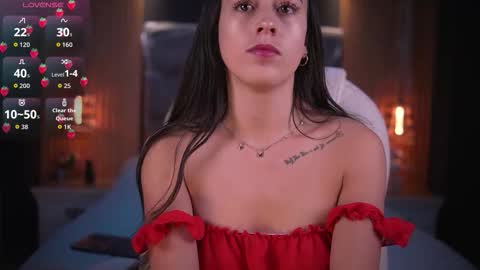 camila_martinez9 online show from 10/15/25, 11:43