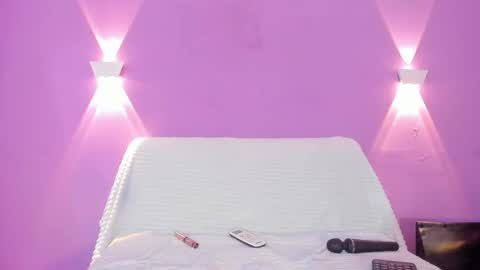 Snapshot of camila_thomsson chatting on 11/11/25, 08:31 Cami thomsson online show from 11/11/25, 08:31