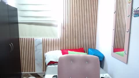 Camila Vargas online show from 05/15/26, 05:31