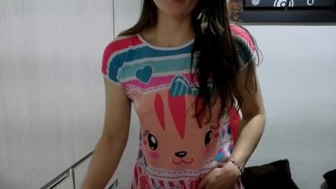 Snapshot of camila_ventura chatting on 11/09/25, 04:33 Camila ventura online show from 11/09/25, 04:33