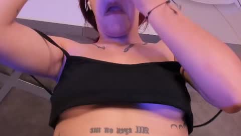camilaa_smith_ online show from 07/25/26, 04:26