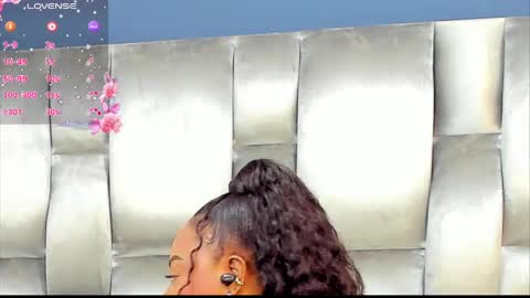 Snapshot of camilabenitezz chatting on 04/16/26, 11:55 camila benitez online show from 04/16/26, 11:55