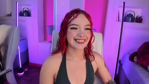 Snapshot of camilarivers chatting on 04/29/26, 01:04 Camila online show from 04/29/26, 01:04