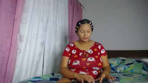 Snapshot of camilasex0 chatting on 06/15/26, 03:14 camilasex0 online show from 06/15/26, 03:14
