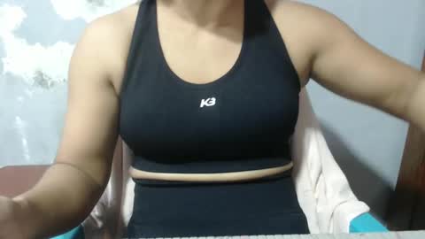 Snapshot of camilasex468 chatting on 11/21/25, 12:15 camilasex468 online show from 11/21/25, 12:15