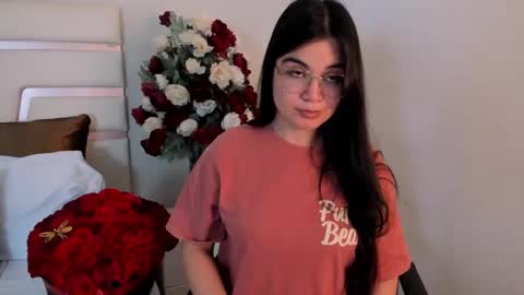 Camila online show from 02/19/25, 12:14