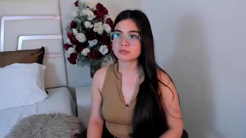 Camila online show from 02/19/25, 11:25
