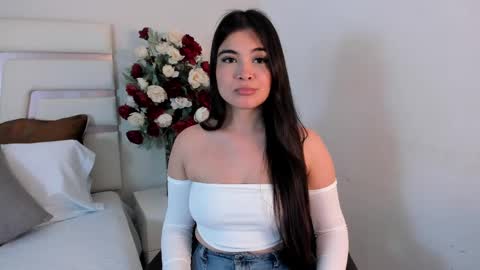 Camila online show from 03/04/25, 08:27