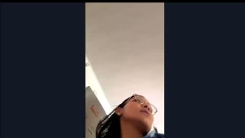 Snapshot of camilavagina24 chatting on 06/19/26, 01:37 Camila online show from 06/19/26, 01:37