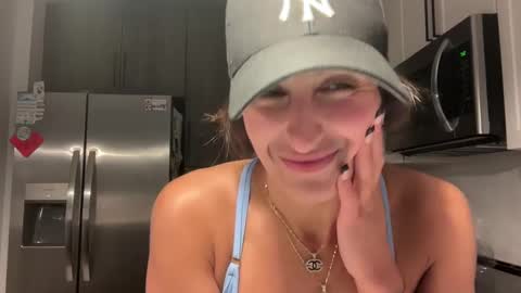 camiliakxoxo online show from 03/06/25, 12:32