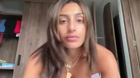 camiliakxoxo online show from 06/07/26, 01:15