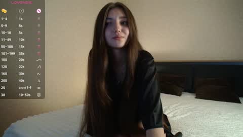 Snapshot of camiliakxoxoxo chatting on 07/16/26, 02:56 Your beloved Eva online show from 07/16/26, 02:56