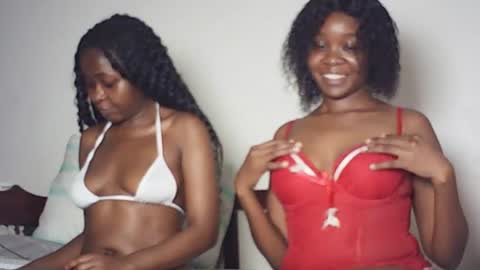 camiii online show from 07/04/26, 08:42