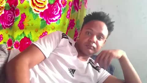 Snapshot of camilla_henzell chatting on 12/16/25, 06:57 Camic Henzell online show from 12/16/25, 06:57