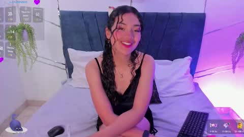 camilla_miller01 online show from 09/19/25, 03:34