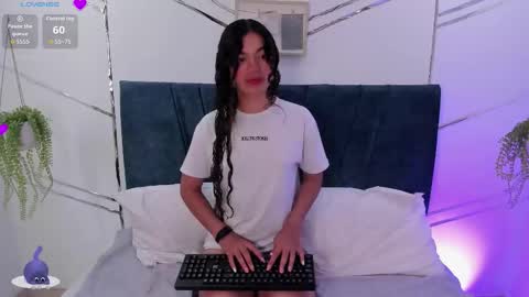 camilla_miller01 online show from 09/23/25, 01:47