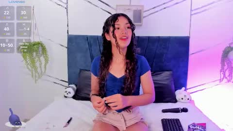 camilla_miller01 online show from 11/12/25, 09:25