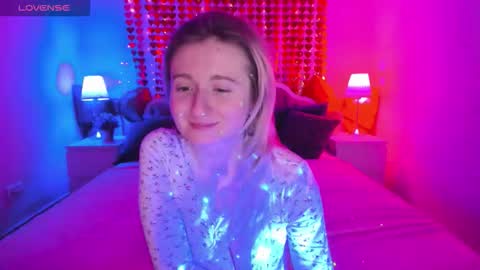 Snapshot of camilladreamer chatting on 02/19/26, 04:47 camilladreamer online show from 02/19/26, 04:47