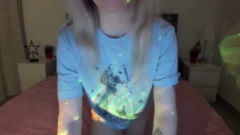 Snapshot of camilladreamer chatting on 03/06/26, 04:47 camilladreamer online show from 03/06/26, 04:47