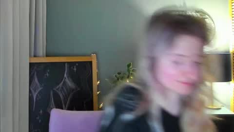 Snapshot of camilladreamer chatting on 04/03/26, 10:19 camilladreamer online show from 04/03/26, 10:19