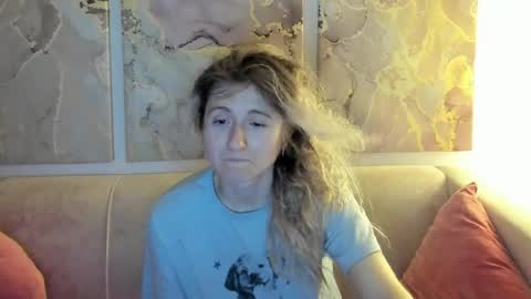 Snapshot of camilladreamer chatting on 05/09/26, 10:48 camilladreamer online show from 05/09/26, 10:48