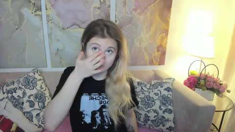 Snapshot of camilladreamer chatting on 05/26/26, 12:45 camilladreamer online show from 05/26/26, 12:45