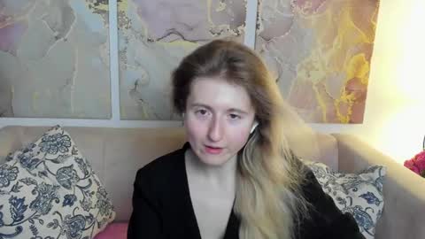 Snapshot of camilladreamer chatting on 05/29/26, 11:30 camilladreamer online show from 05/29/26, 11:30