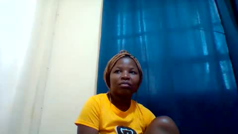 Snapshot of camillah_sweet chatting on 03/05/26, 08:32 camillah_sweet online show from 03/05/26, 08:32