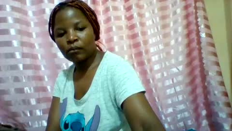 Snapshot of camillah_sweet chatting on 04/27/26, 05:55 camillah_sweet online show from 04/27/26, 05:55