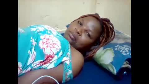 Snapshot of camillah_sweet chatting on 05/09/26, 04:50 camillah_sweet online show from 05/09/26, 04:50