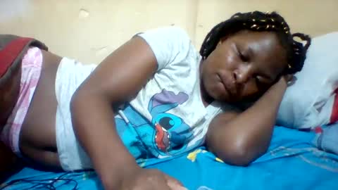 Snapshot of camillah_sweet chatting on 05/20/26, 06:36 camillah_sweet online show from 05/20/26, 06:36