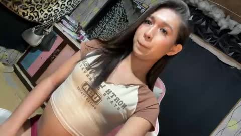 Snapshot of camillaslutttx chatting on 10/05/25, 12:36 camillaaa ig mszane3e online show from 10/05/25, 12:36