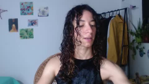  Camille   online show from 02/03/25, 10:47